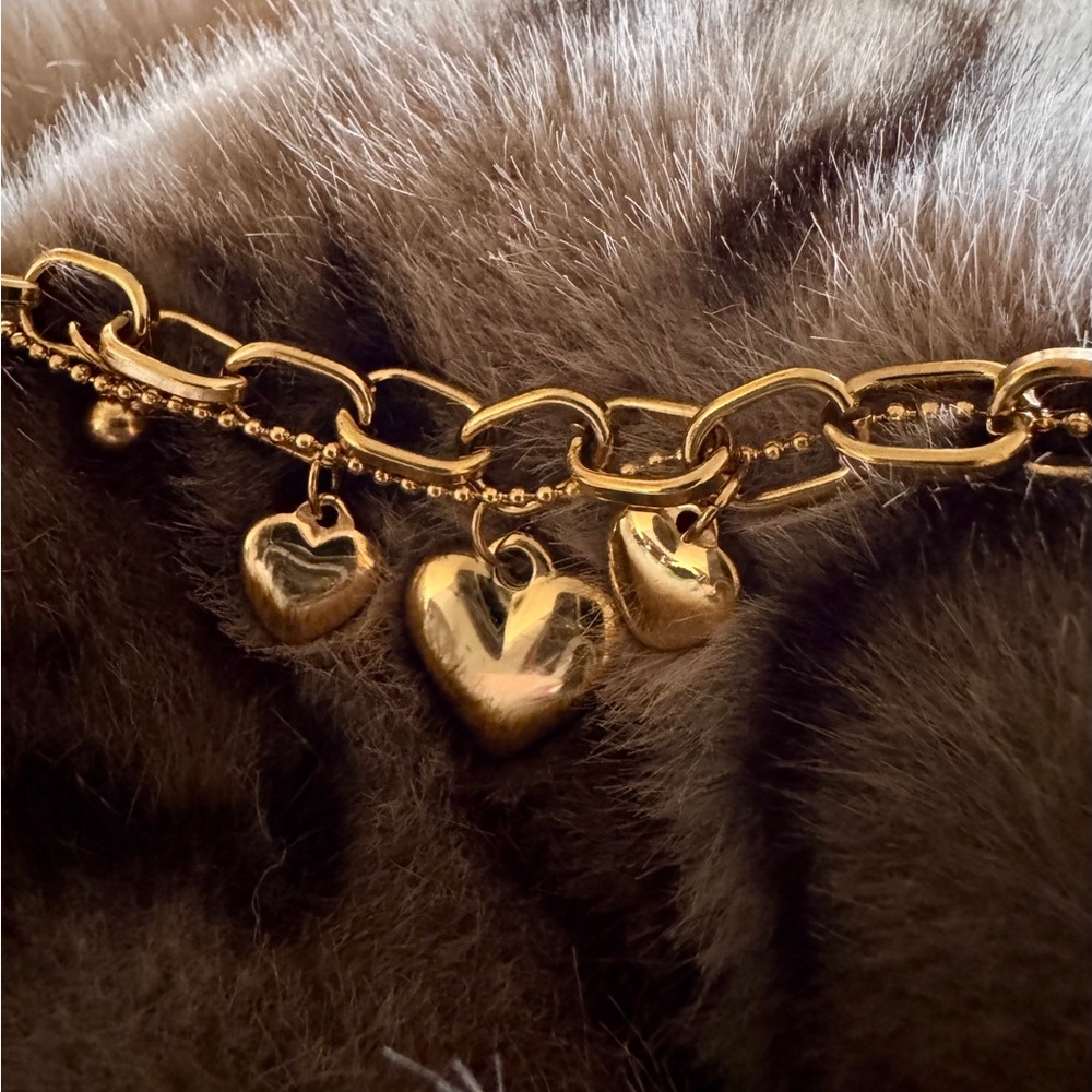 💕Gold three♥️♥️♥️ Heart Charm Bracelet